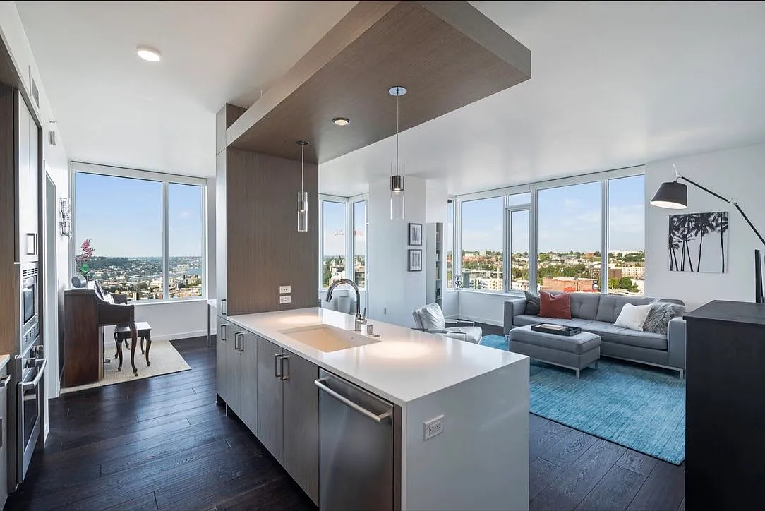 2 bed, 1185 sqft, $4,735 — Photo 3