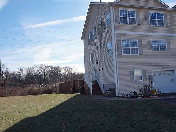 2nd image of 61 Peach Pl
