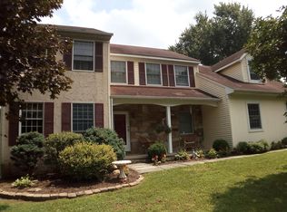 294 Frog Hollow Rd, Oxford, PA 19363