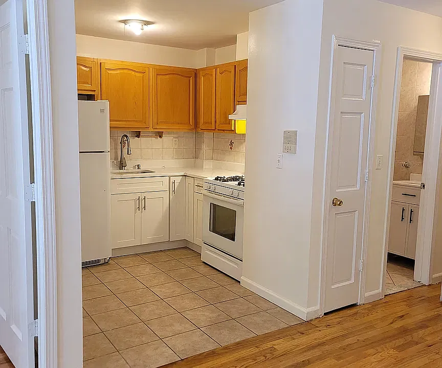 86-72 Midland Pkwy #2