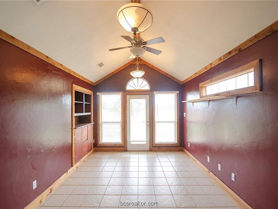 1st image of 3738 Marielene Cir