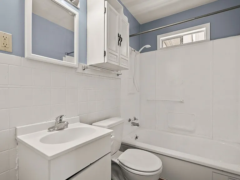 715 Oakwood Dr — Photo 17