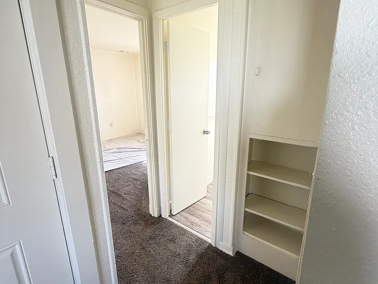 37 Windwood Ct #E — Photo 3