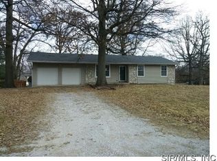 917 Holiday Point Pkwy, Edwardsville, IL