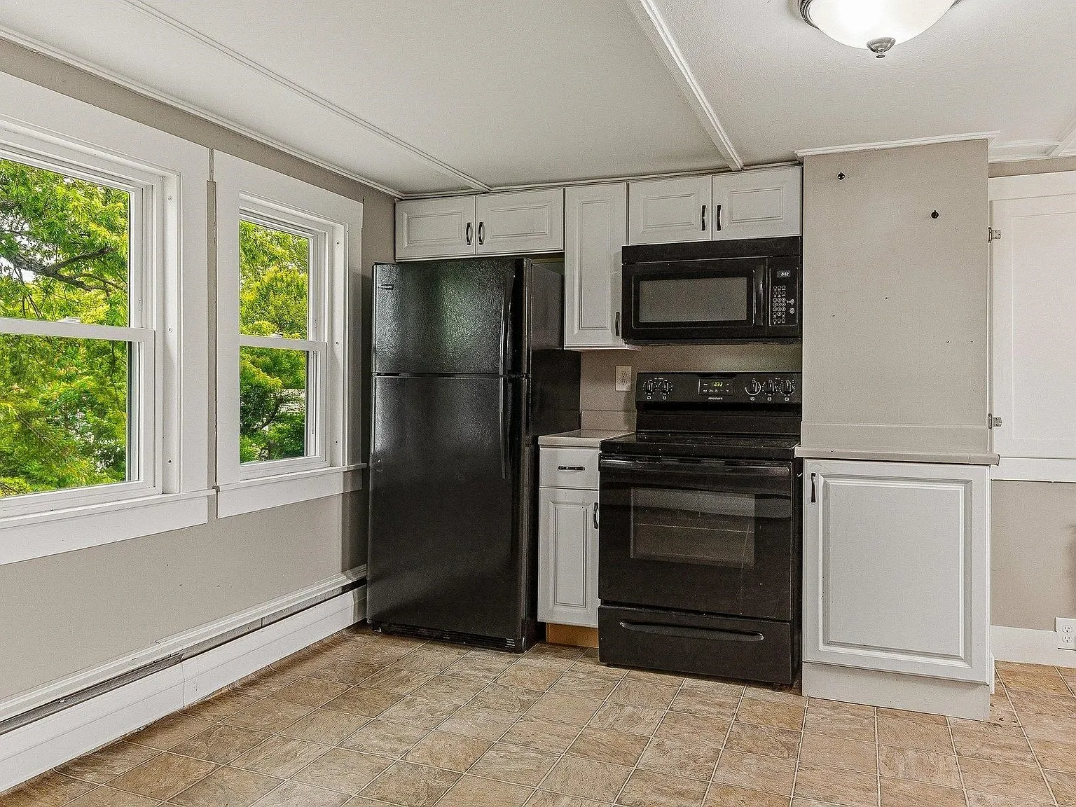 2 bed, 1.0 bath, 1000 sqft, $2,295 — Photo 4