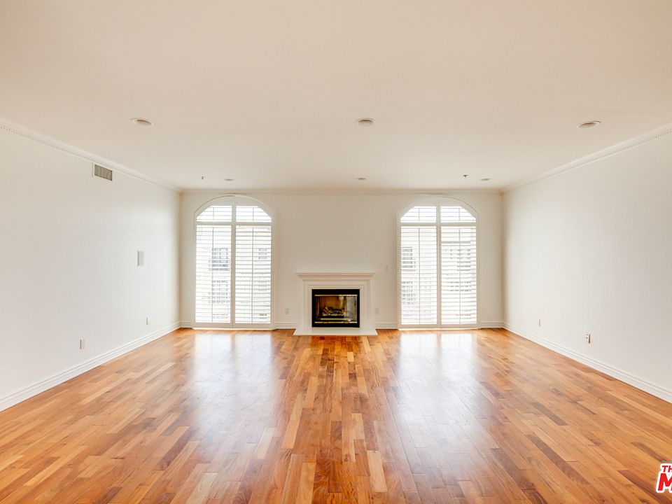 1st image of 925 S Westgate Ave APT 402