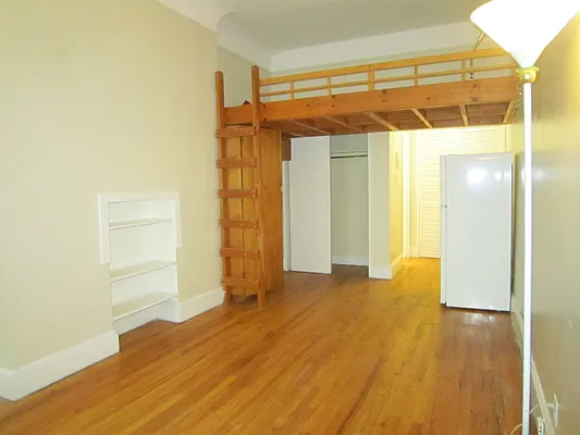 Rented by Immac Realty | media 22