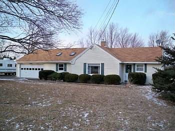 1st image of 4642 Bushwood Ln