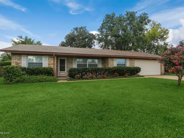 5751 Springhaven Dr, Orange Park, FL 32065