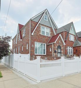 19168 115th Road, Saint Albans, NY, 11412