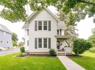 67 Dunning Ave, Webster, NY 14580