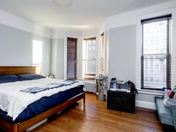 285 Empire Boulevard image 4 of 5