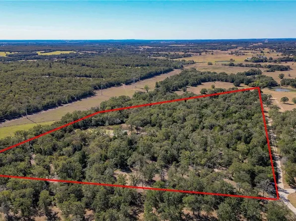 395 Private Road 4126, Thorndale, TX 76577