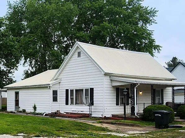 132 7th St SE, Linton, IN 47441