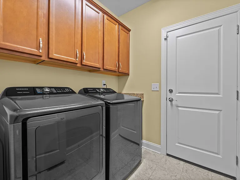 118 Cypress Cir — Photo 31