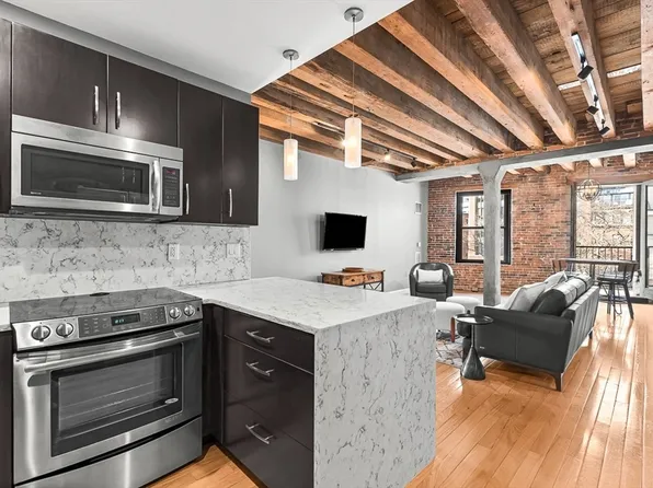28 Atlantic Ave #314, Boston, MA 02110