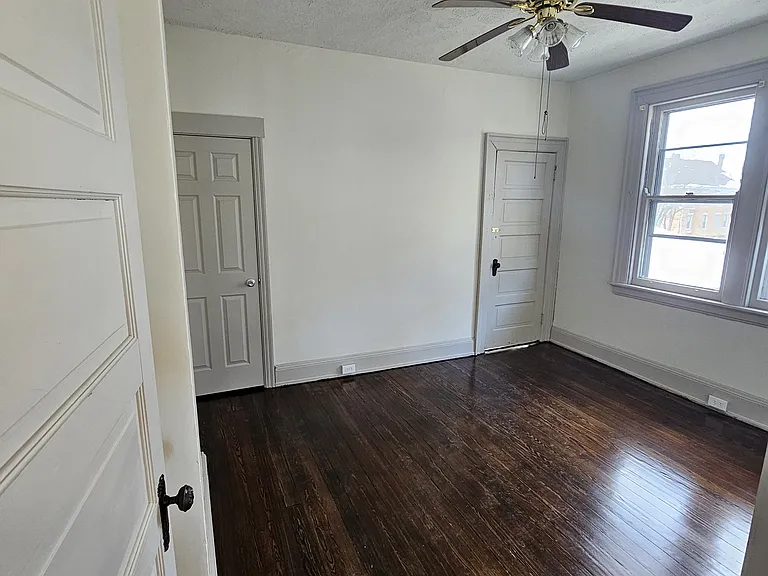 2346 Kenilworth Ave #2 — Photo 7