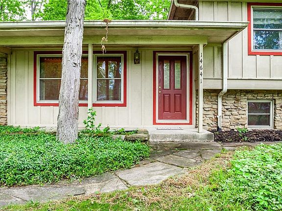 3rd image of 14641 Wellington Ct