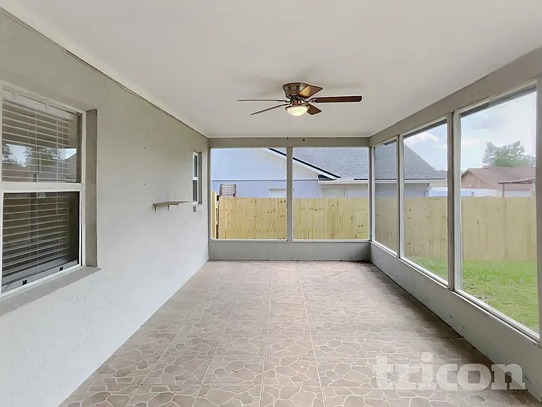 2810 Manor Hill Dr — Photo 16