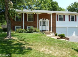 7001 Spur Rd, Springfield, VA 22153