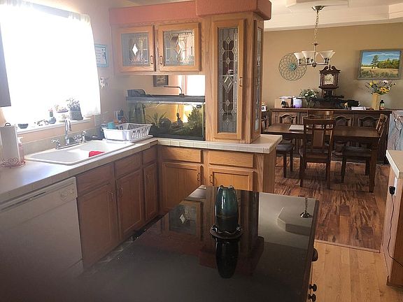 2nd image of 8003 Easy St