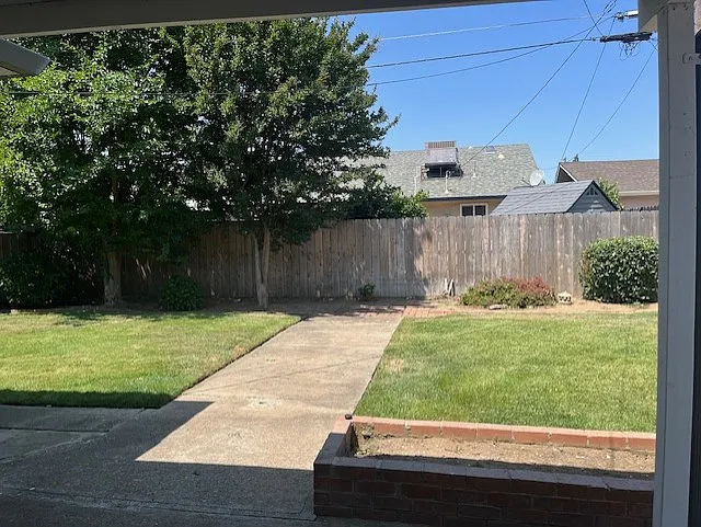 817 S California St — Photo 16