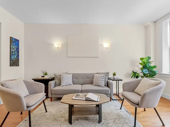 42 Beach St Unit 7A, Boston, MA 02111