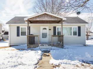 108 Washington St, Hopedale, IL