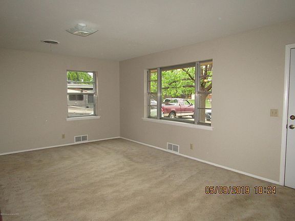 3rd image of 7105 Vinewood St