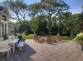 47 Connelly Rd, Huntington, NY 11743