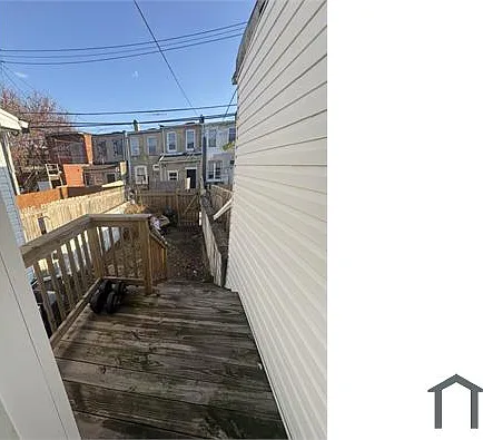 1207 James St — Photo 7