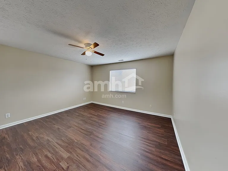 6580 Dunsdin Dr — Photo 8