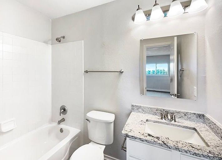 1st image of 3065 Hill St #11