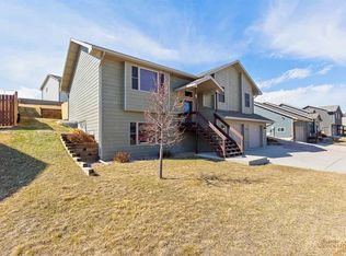 4809 Coal Bank Dr, Rapid City, SD 57701
