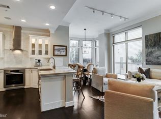 2211 Briarglen Dr APT 611, Houston, TX 77027