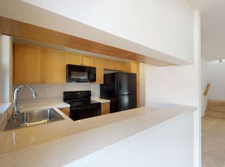 262 Kahoma Village Pl #9-104, Lahaina, HI 96761