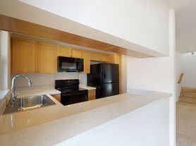 262 Kahoma Village Pl, Lahaina, HI