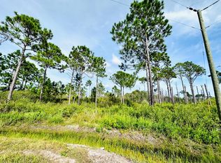 642 Ridge Rd, Eastpoint, FL 32328