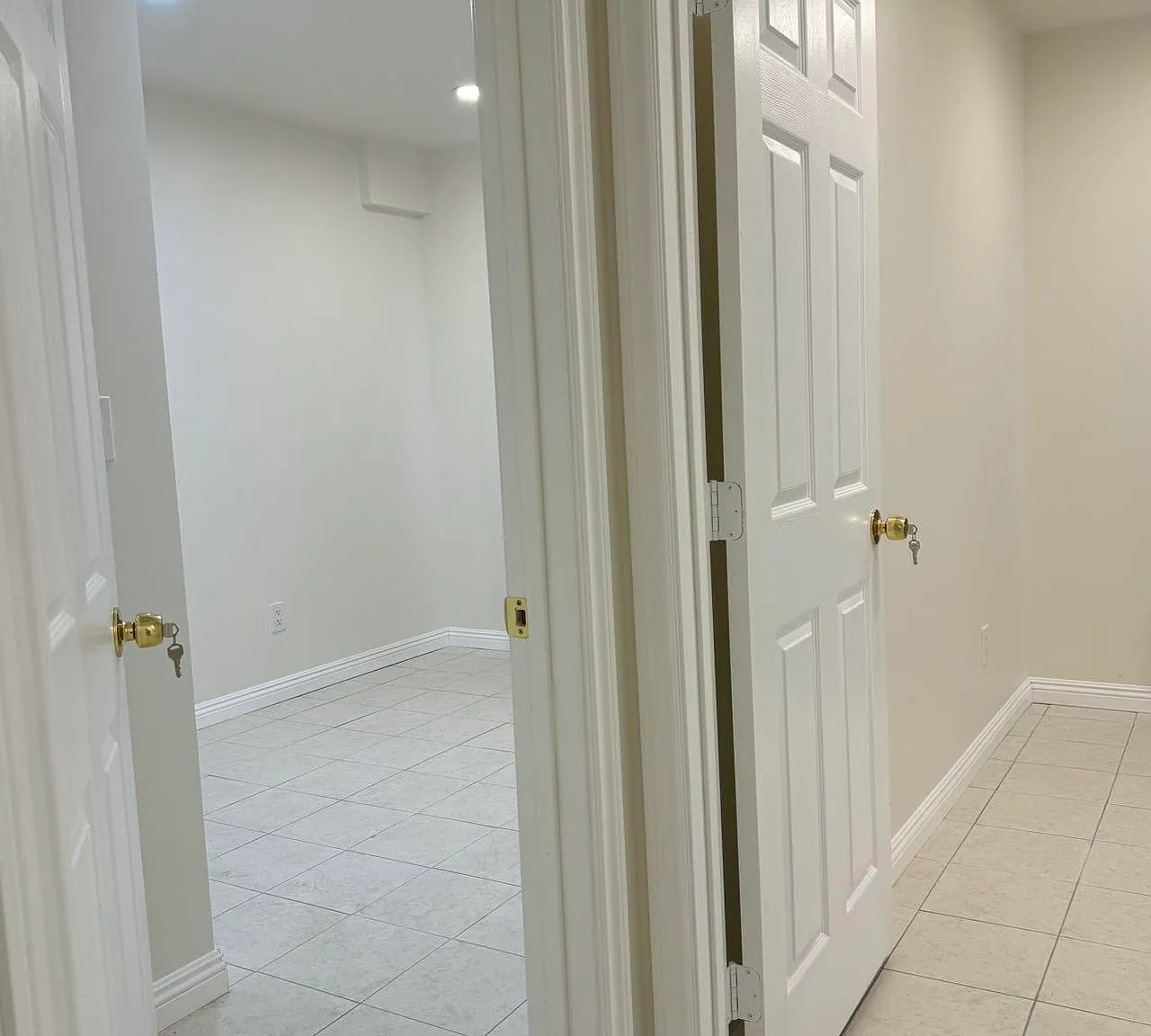 2 bed, 850 sqft, $1,900 — Photo 3