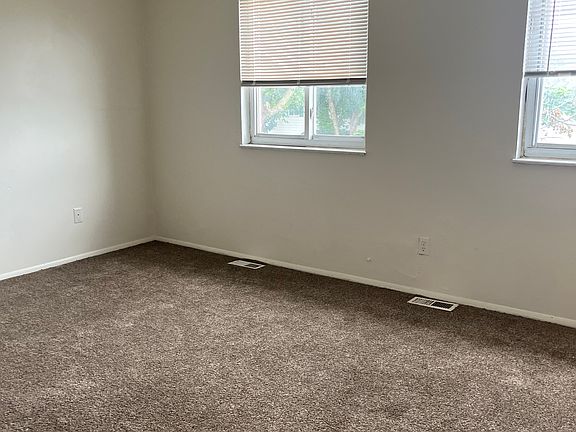 5th image of 1579 Meredith Dr Unit 8
