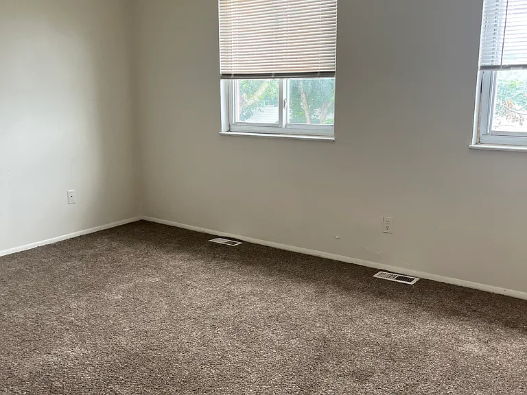 1579 Meredith Dr #8 — Photo 5
