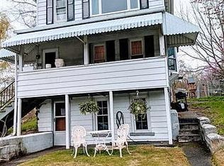 160 Minturn St, Port Ewen, NY 12466