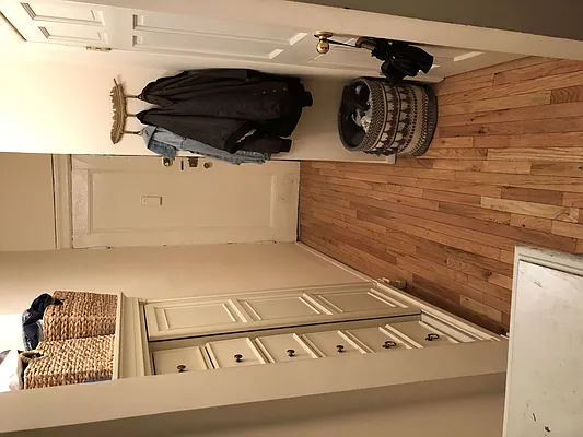 Rented by Avi Realty Manhattan | media 16