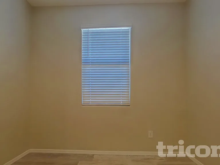 31062 W Mulberry Dr — Photo 3