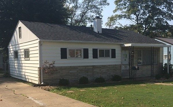 1st image of 712 Bryan Rd