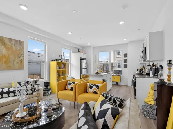 2352 W Thompson St #2F, Philadelphia, PA 19121