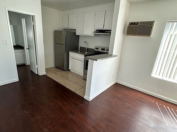 5th image of 3508 Keystone Ave APT 9