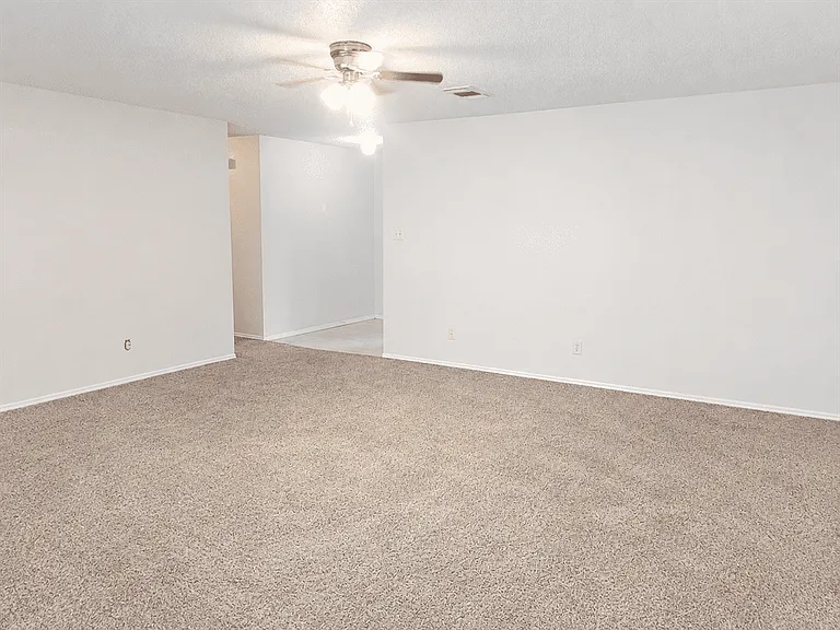 7334 Daulton Rdg — Photo 6