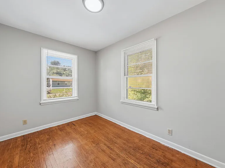 8515 Jenny Dr — Photo 23