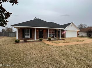 704 Water Oak Cv, Pearl, MS 39208